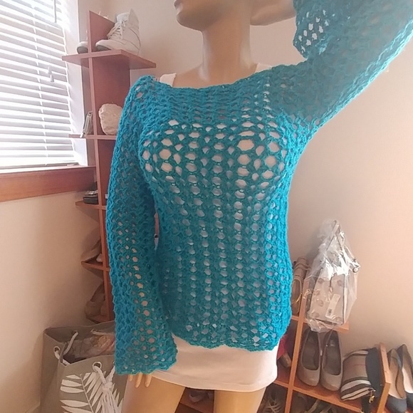 Sweater - Picture 1 of 4